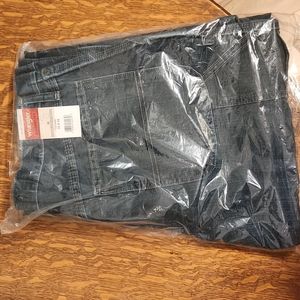 Wrangler authentics 32x32 carpenter jeans